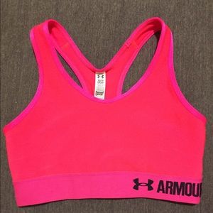 Under Armour XS Pink Sports Bra